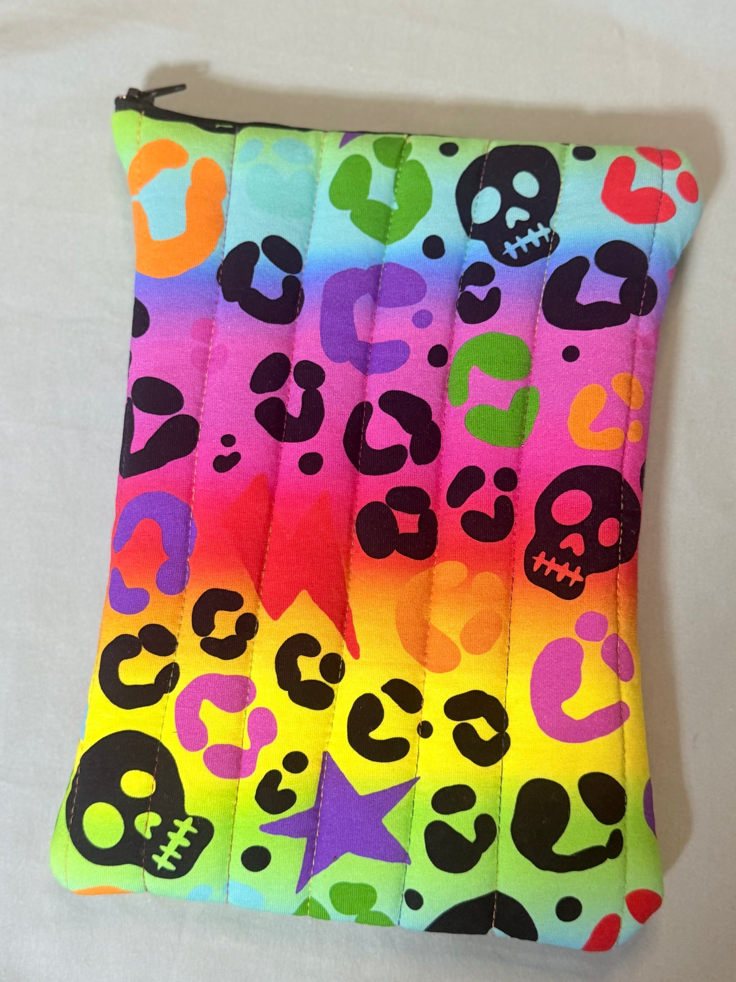 Skulls duck Book case