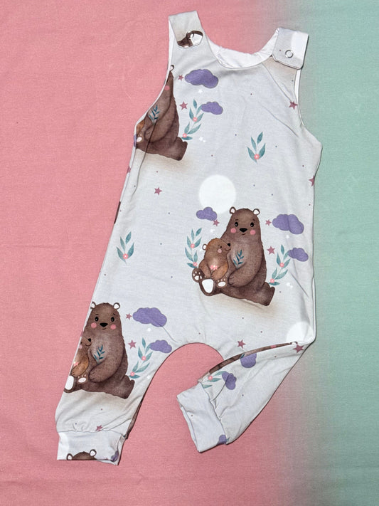 Shoulder snap romper 3-6m