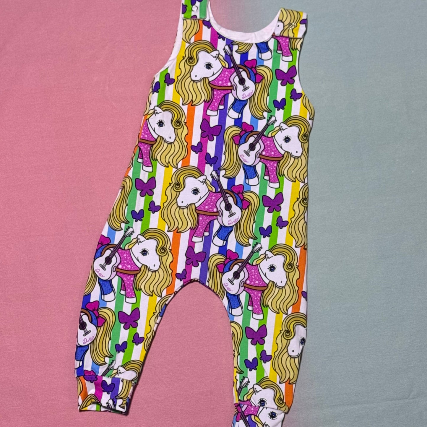 Shoulder snap romper 6-12m